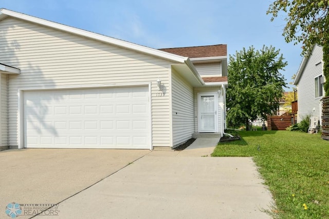 1739 49th St S, Fargo, ND 58103 - photo 1
