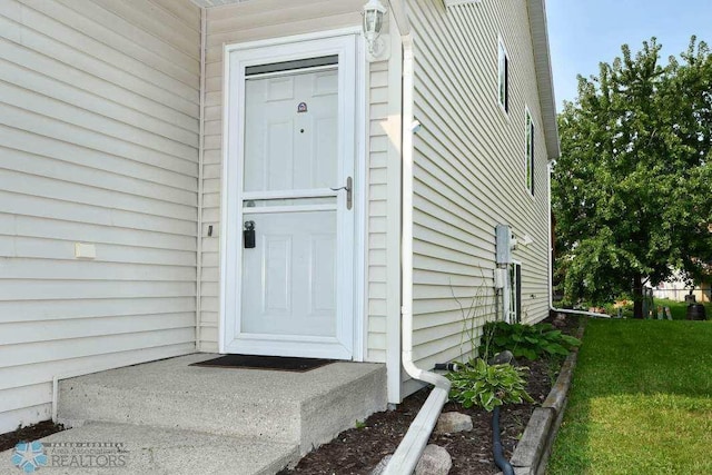 1739 49th St S, Fargo, ND 58103 - photo 2