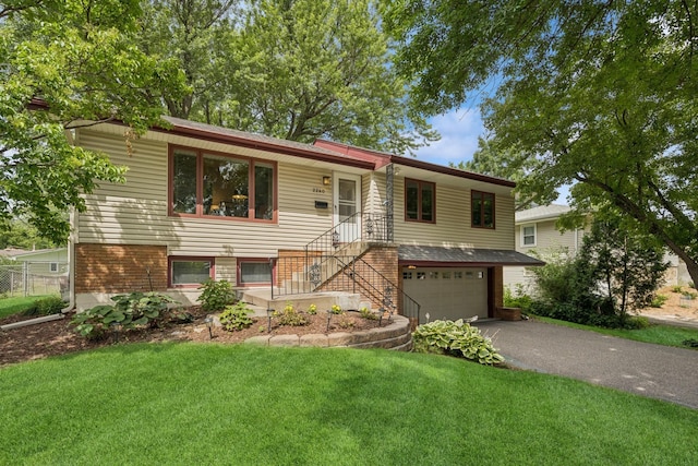 2240 Pennsylvania Ave S, Saint Louis Park, MN 55426 - photo 1