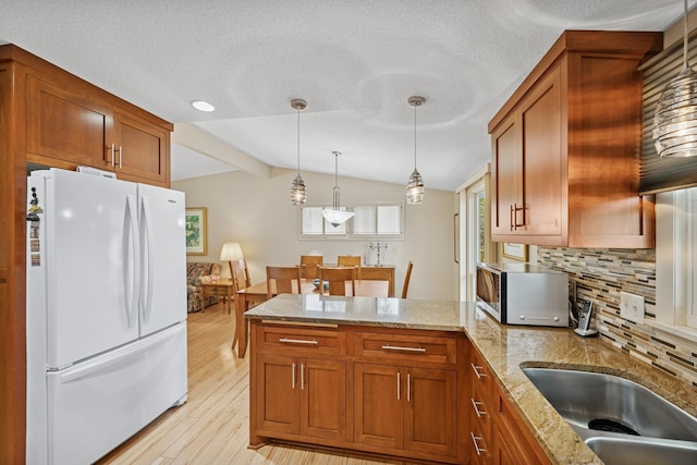 2240 Pennsylvania Ave S, Saint Louis Park, MN 55426 - photo 16