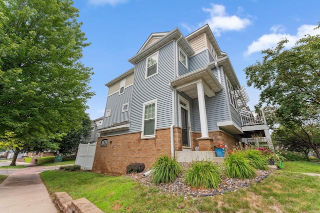 1679 Village Trl E Unit 3, Maplewood, MN 55109 - photo 2