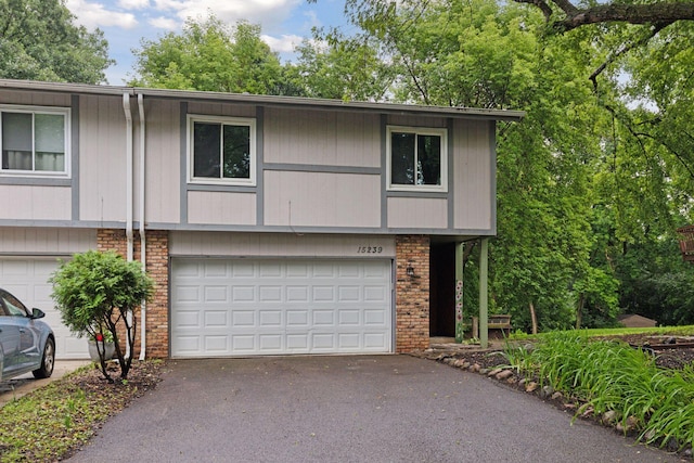 15239 Buchanan Ct, Eden Prairie, MN 55344 - photo 2