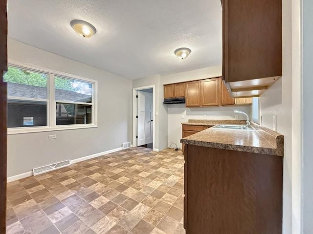 415 4th St, Blue Earth, MN 56013 - photo 9