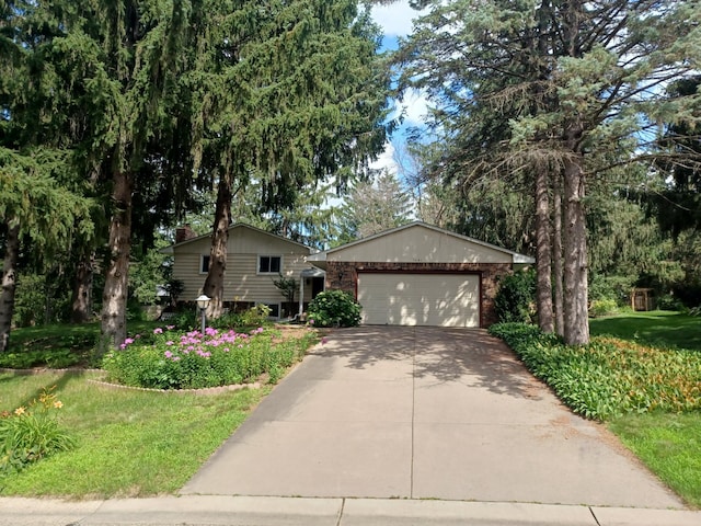 1201 Kenilworth Dr, Woodbury, MN 55125 - photo 1