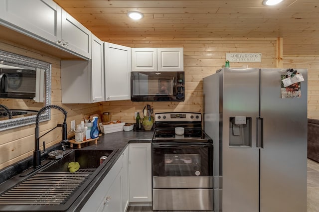 221 4th St, Walker, MN 56401 - photo 9