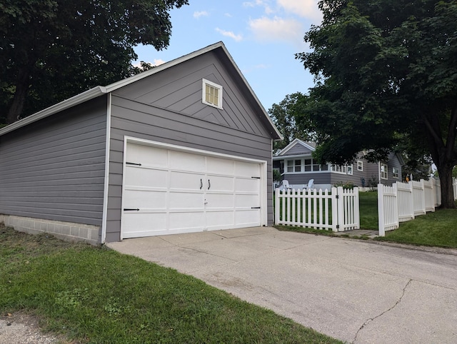 328 Alcott Ave, Fergus Falls, MN 56537 - photo 23