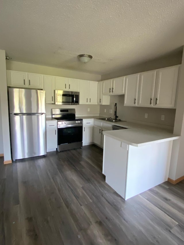 1321 Lake Dr W Unit 226, Chanhassen, MN 55317 - photo 2