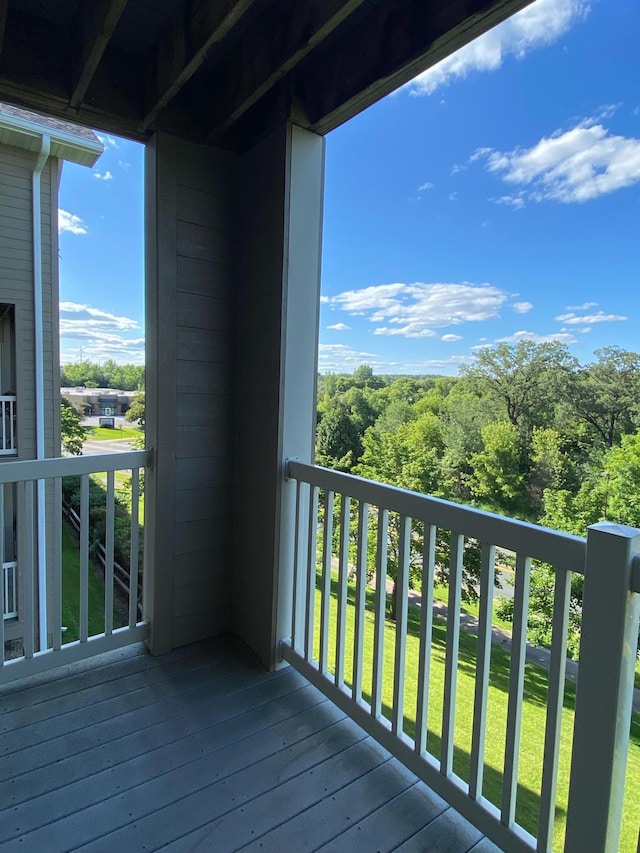 1321 Lake Dr W Unit 226, Chanhassen, MN 55317 - photo 3