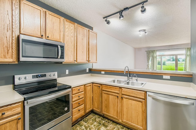 728 Cobblestone Way, Shakopee, MN 55379 - photo 12
