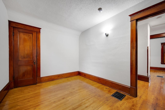 1258 Blair Ave, Saint Paul, MN 55104 - photo 24