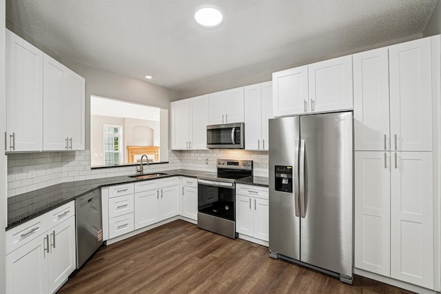 179 Lakeview Rd E, Chanhassen, MN 55317 - photo 2