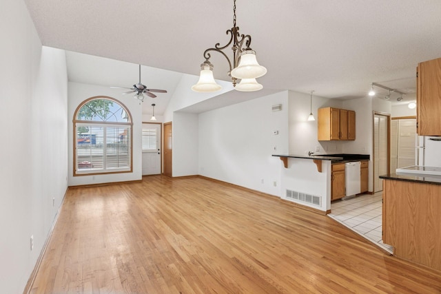 8164 Middletown Rd, Spring Lake Park, MN 55432 - photo 24