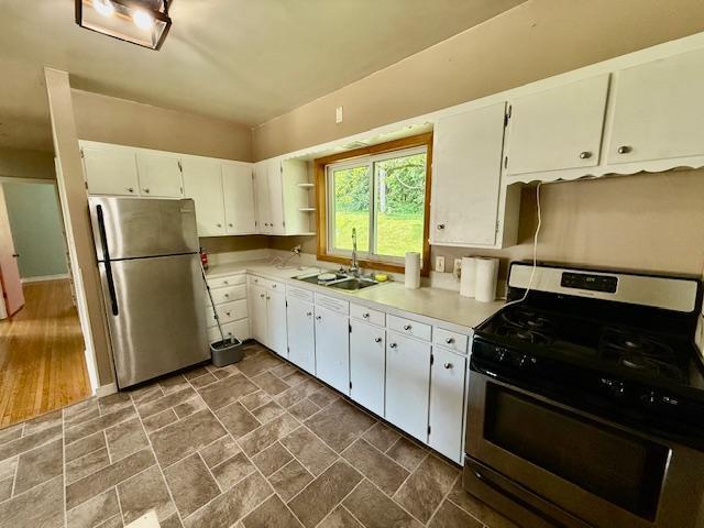 328 Melby, Mabel, MN 55954 - photo 4