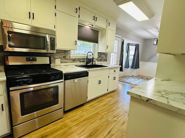 417 4th St NE, Osseo, MN 55369 - photo 8