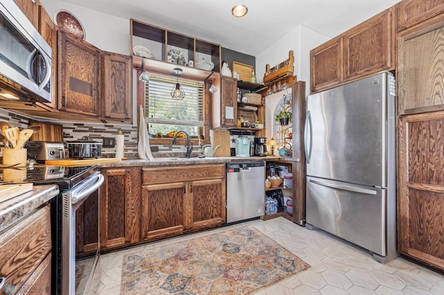 322 19th St N, Fargo, ND 58102 - photo 8
