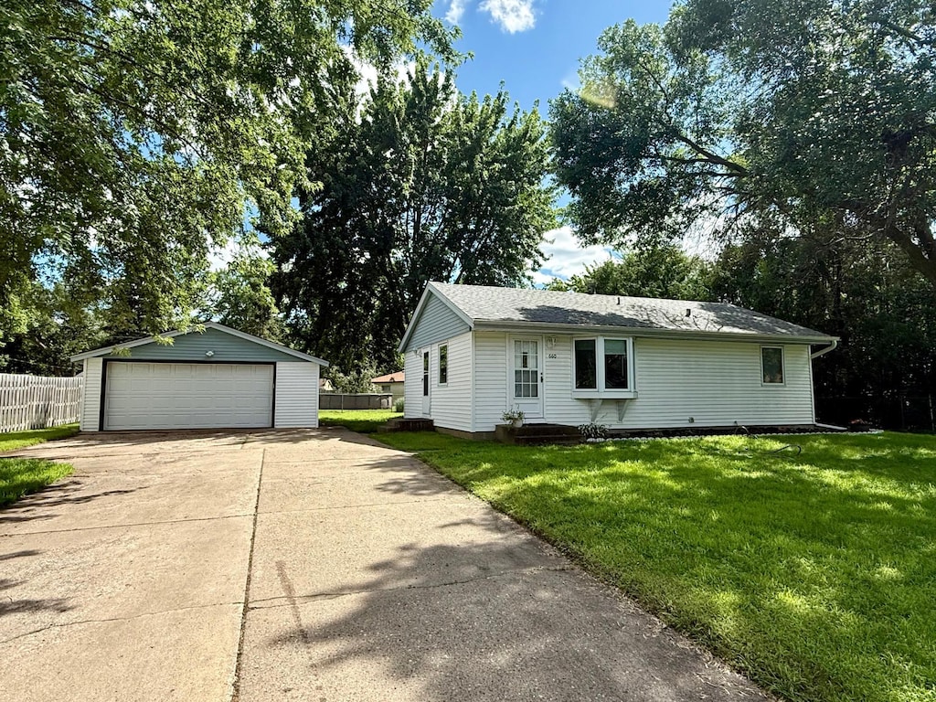 660 110th Ave NE, Blaine, MN 55434 - photo 1