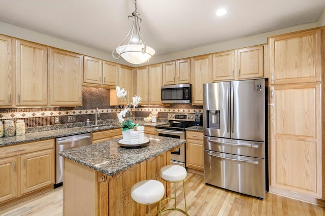 17896 Glasgow Way, Lakeville, MN 55044 - photo 4