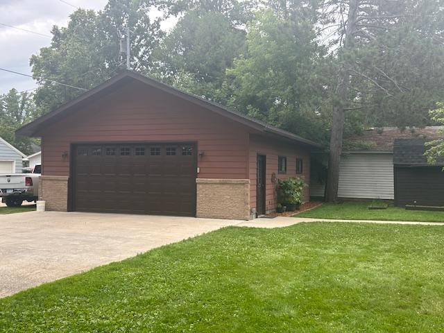 1107 3rd Ave, Grand Rapids, MN 55744 - photo 4