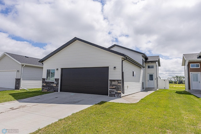 6908 67th St S, Horace, ND 58047 - photo 1