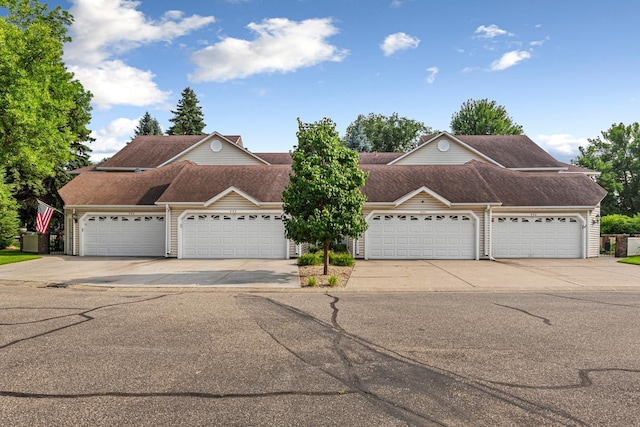 994 Hill Ct, Shoreview, MN 55126 - photo 1