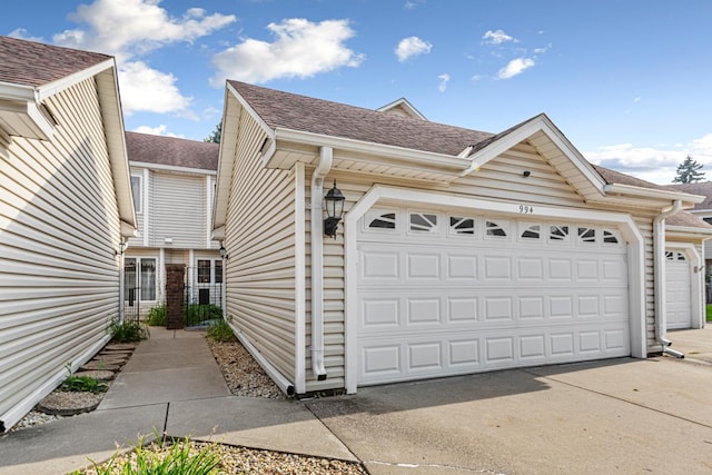 994 Hill Ct, Shoreview, MN 55126 - photo 2