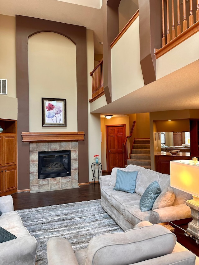 245 Canyon Dr, Hudson, WI 54016 - photo 2
