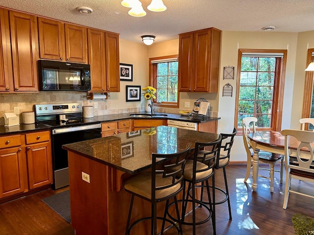 245 Canyon Dr, Hudson, WI 54016 - photo 4