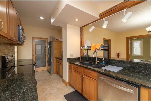 1157 Sherburne Ave, Saint Paul, MN 55104 - photo 25