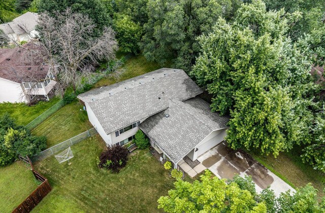 8233 Georgia Ct N, Brooklyn Park, MN 55445 - photo 4