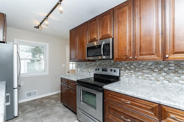 2010 16 1/2 St NW, Rochester, MN 55901 - photo 3