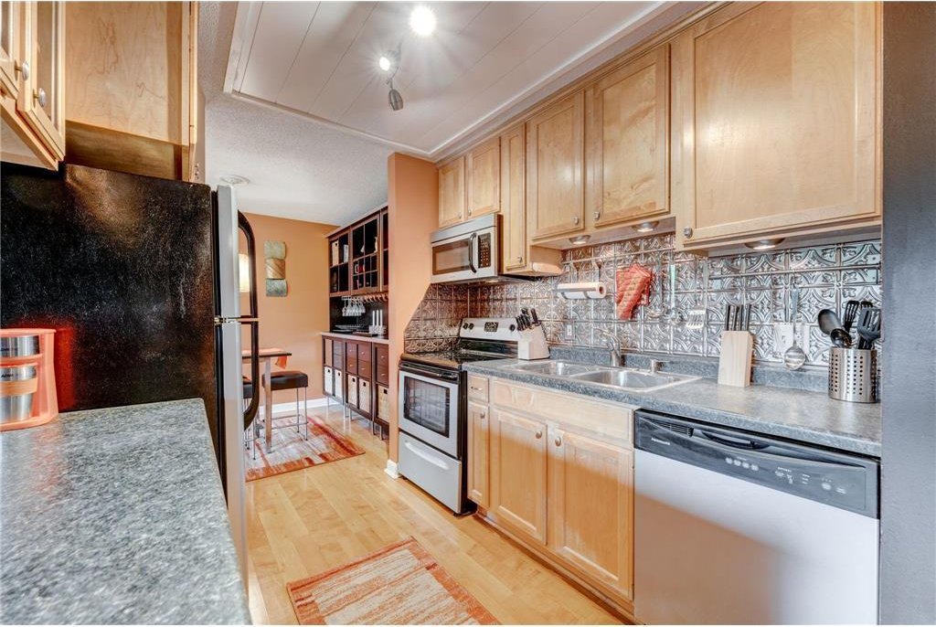 4110 Rahn Rd Unit 223, Eagan, MN 55122 - photo 1