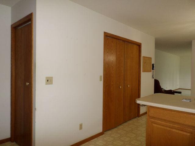 202 Kendall Ave S, Thief River Falls, MN 56701 - photo 7