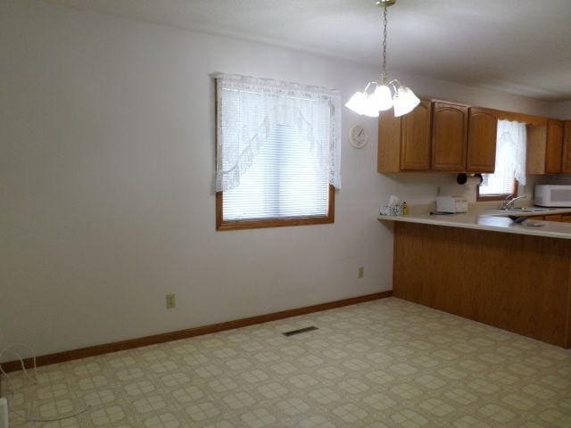 202 Kendall Ave S, Thief River Falls, MN 56701 - photo 9