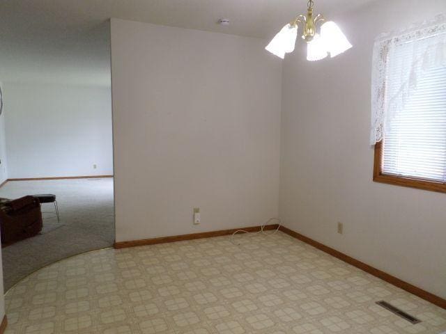 202 Kendall Ave S, Thief River Falls, MN 56701 - photo 10