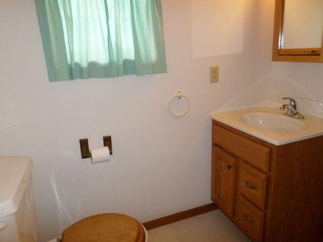 202 Kendall Ave S, Thief River Falls, MN 56701 - photo 18