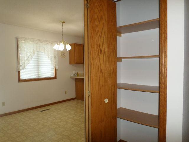 202 Kendall Ave S, Thief River Falls, MN 56701 - photo 31
