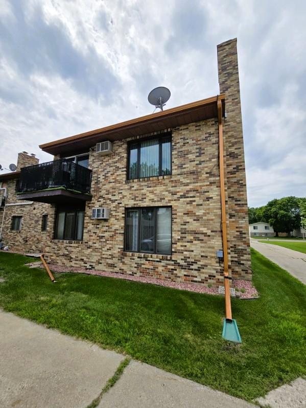 2308 18th St S Unit H, Fargo, ND 58103 - photo 1