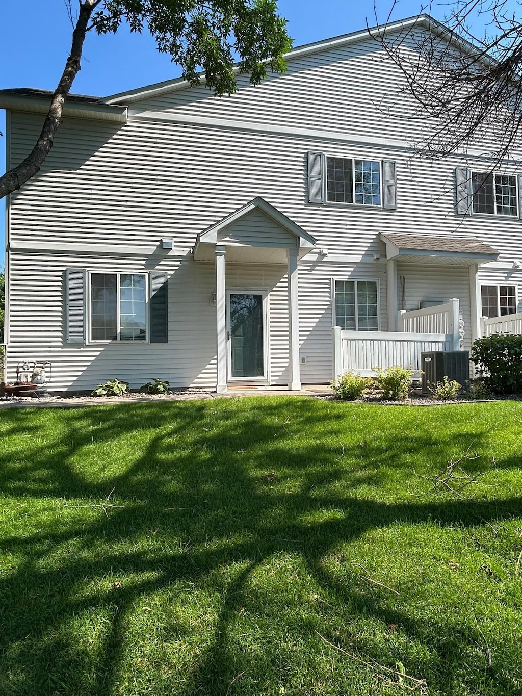 17907 69th Pl N, Maple Grove, MN 55311 - photo 2