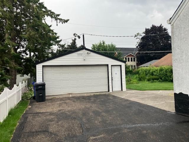 1421 Mackubin St, Saint Paul, MN 55117 - photo 4