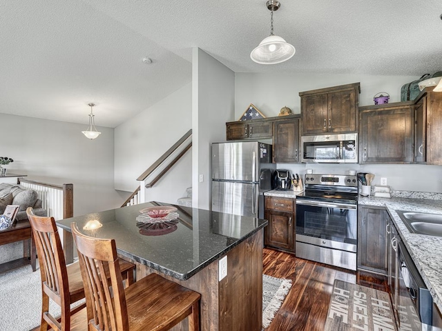 12158 Hupp St NE, Blaine, MN 55449 - photo 7