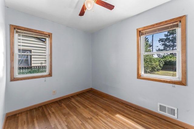 5572 Aldine St, Shoreview, MN 55126 - photo 14