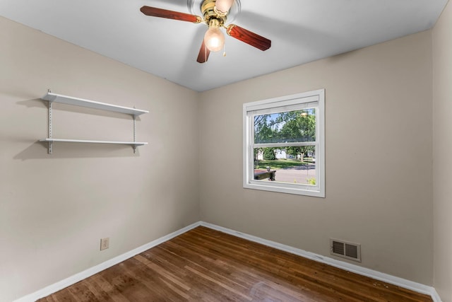 5572 Aldine St, Shoreview, MN 55126 - photo 15
