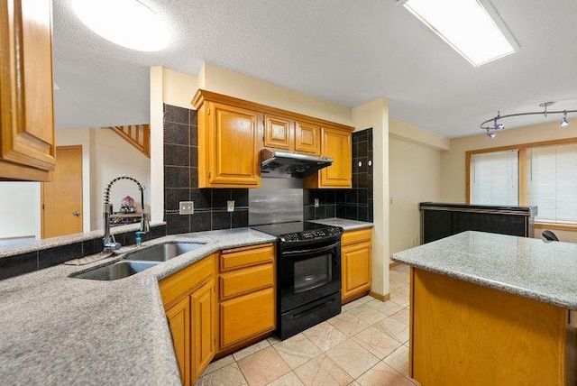 10695 53rd Ave N, Plymouth, MN 55442 - photo 13