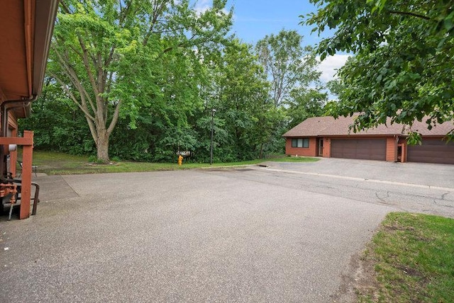 10695 53rd Ave N, Plymouth, MN 55442 - photo 38