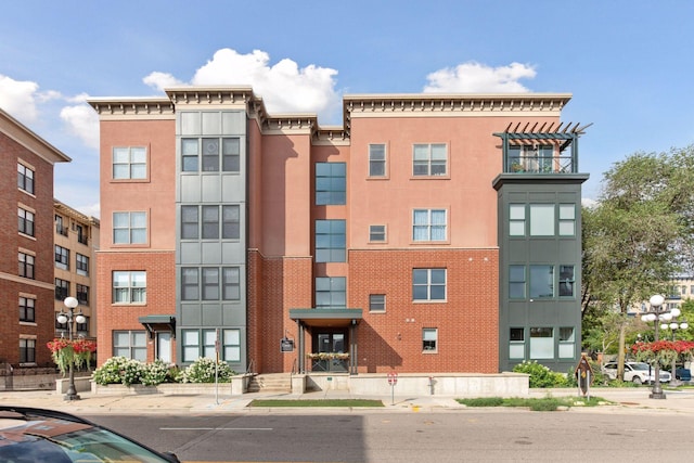 445 Wacouta St Unit 304, Saint Paul, MN 55101 - photo 2