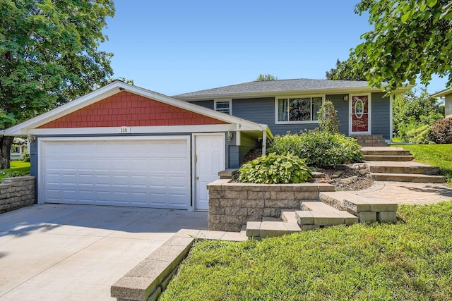 110 Grenadier Ave N, Oakdale, MN 55128 - photo 1
