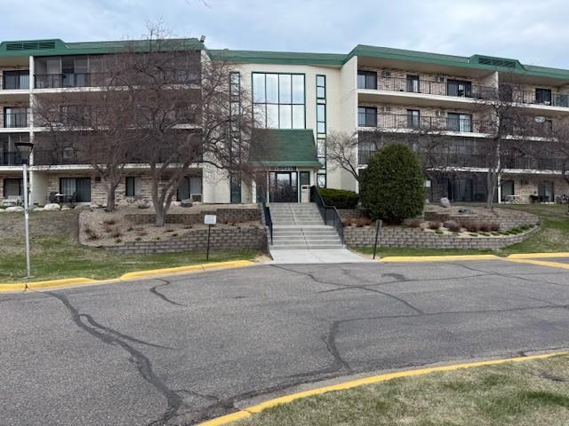 10411 Cedar Lake Rd Unit 301, Minnetonka, MN 55305 - photo 1