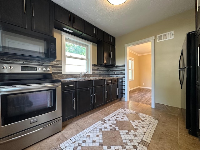 1612 E Ave, Worthington, MN 56187 - photo 4
