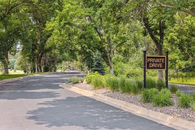 7250 Lewis Ridge Parkway Unit 109, Edina, MN 55439 - photo 2