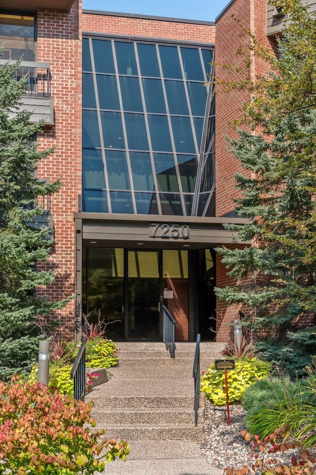 7250 Lewis Ridge Parkway Unit 109, Edina, MN 55439 - photo 6